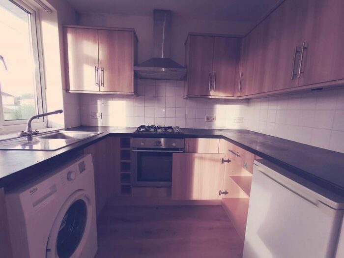 1 Bedroom Flat To Rent In Fourth Avenue, Filton, Bristol BS7