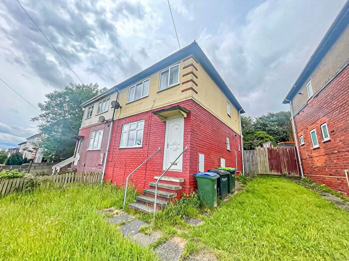 3 Bedroom Semi-Detached House To Rent In Wallace Road, Oldbury, B69