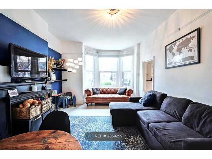 1 Bedroom Flat To Rent In Chichele Road, London, NW2