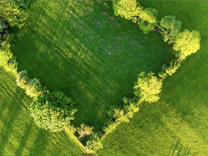 Land For Sale In Dagnall Road, Edlesborough, HP4