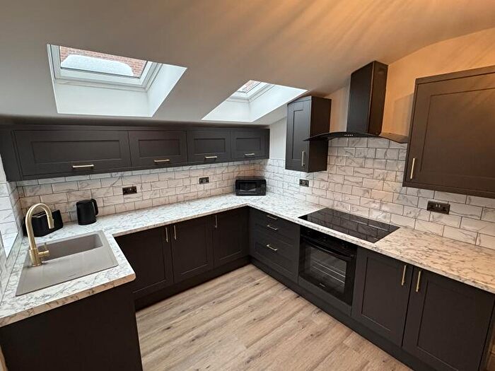 5 Bedroom Terraced House To Rent In Broomfield Road, Headingley, Leeds, LS6