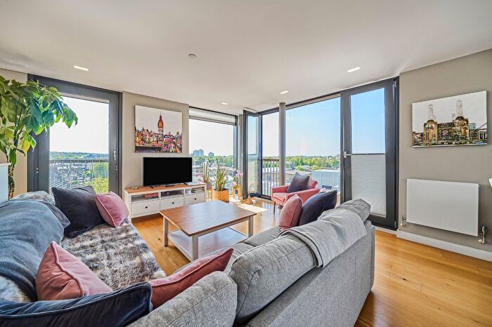 2 Bedroom Flat For Sale In Sandhurst Court, Acre Lane, Brixton, SW2
