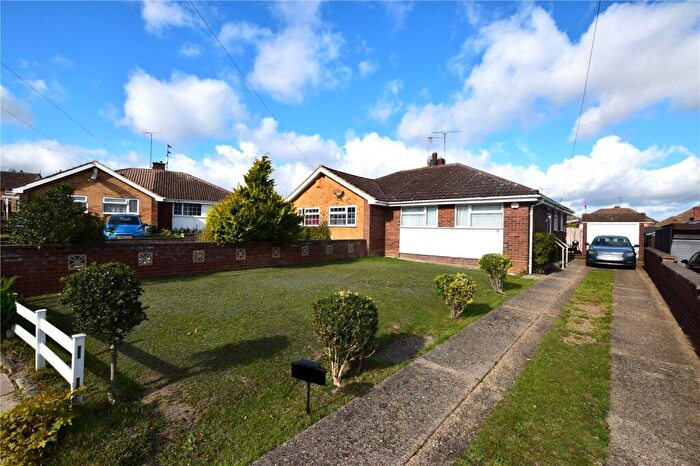 2 Bedroom Bungalow To Rent In Ripley Road, Luton, LU4