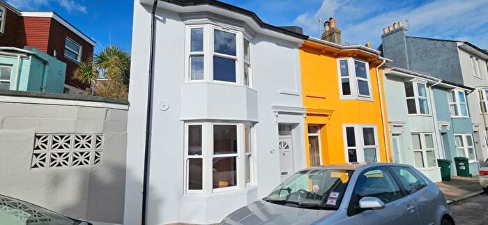 3 Bedroom Terraced House To Rent In Albion Hill, Brighton, BN2