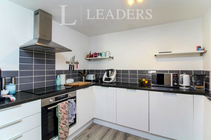 2 Bedroom Flat To Rent In Bath Road, Worcester, WR5