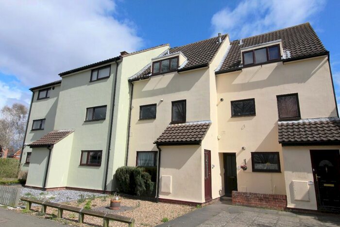 3 Bedroom Maisonette To Rent In Lark Rise, Martlesham Heath, IP5