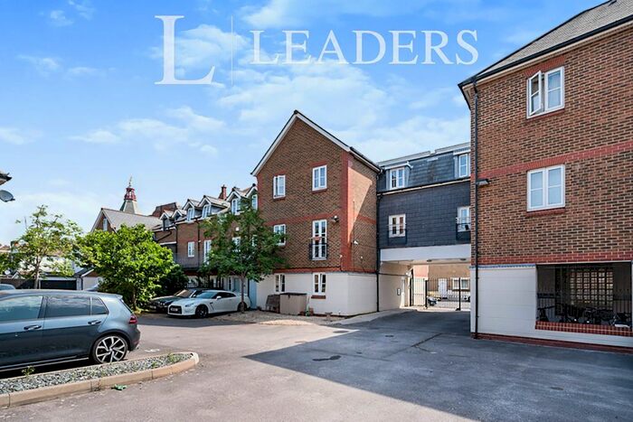 2 Bedroom Flat To Rent In Kings Mews, Exmouth Road, Southsea, PO5