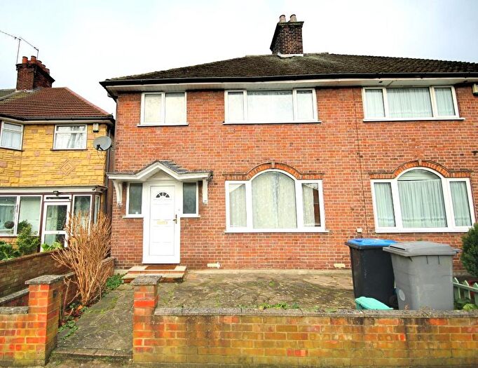 5 Bedroom Semi-Detached House To Rent In Neeld Crescent, Wembley, Middlesex, HA9