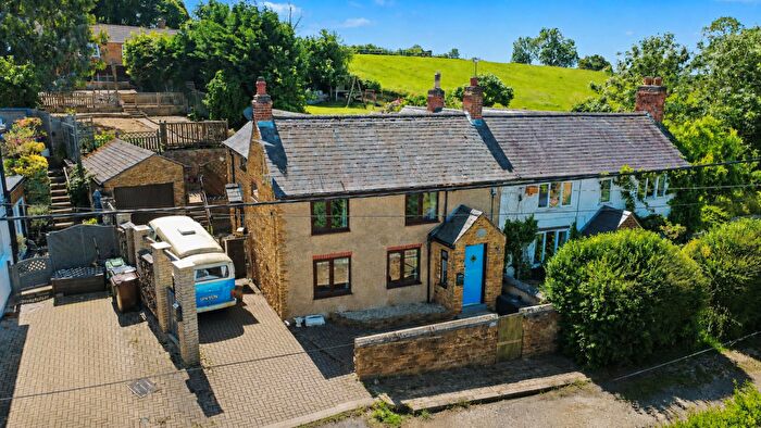 3 Bedroom Semi-Detached House For Sale In Arnhill Road, Gretton, Corby, NN17