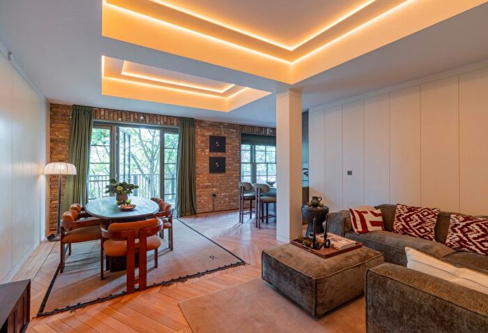 2 Bedroom Flat For Sale In Piano Studios, Ferdinand Street, London, NW1