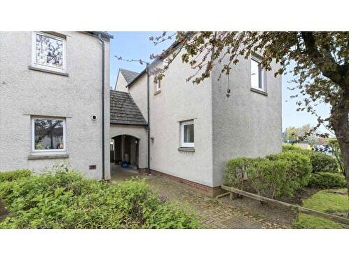 2 Bedroom Terraced House To Rent In South Gyle Mains, Edinburgh, EH12