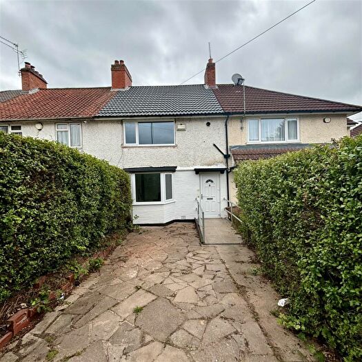3 Bedroom Terraced House To Rent In Chinn Brook Road, Billesley, Birmingham, B13