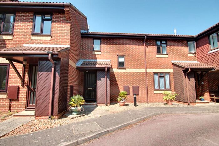 3 Bedroom Terraced House To Rent In The Courtyard, St. Botolphs Road, Worthing, BN11
