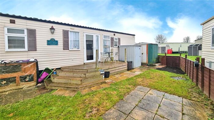 3 Bedroom Detached House For Sale In Chichester Road, Bognor Regis, West Sussex, PO21