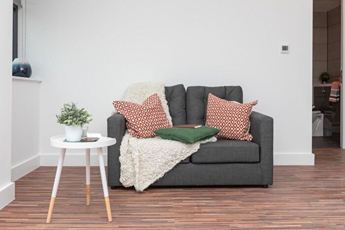 1 Bedroom Apartment To Rent In Bed Large Apartment, Westpoint, Chester Road, M16