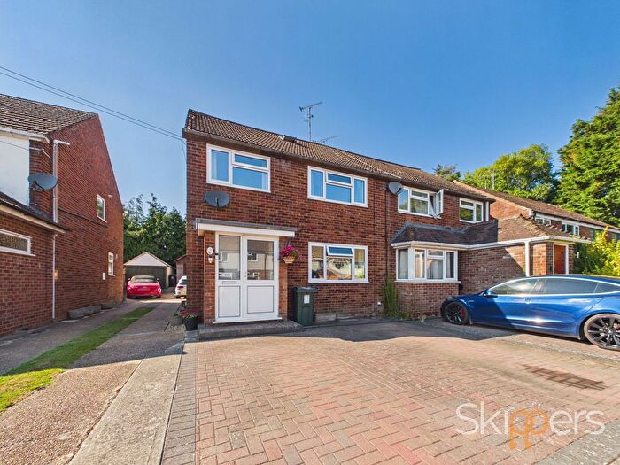 4 Bedroom Semi-Detached House For Sale In Willow Tree Close, Willesborough, TN24