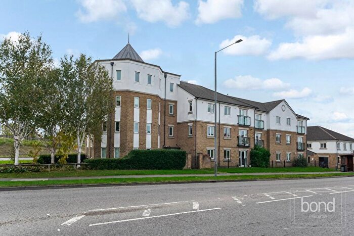 2 Bedroom Apartment For Sale In Springfield Road, Chelmsford, CM2