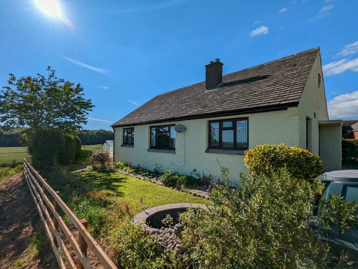 3 Bedroom Detached Bungalow To Rent In Heighington, Darlington, DL2