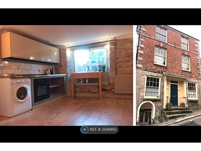 1 Bedroom Flat To Rent In St Thomas Street, Penryn, TR10