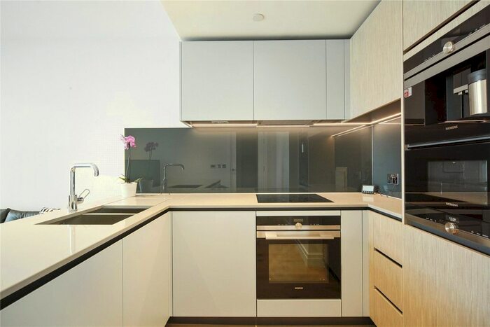2 Bedroom Flat To Rent In Riverlight Quay, London, SW11