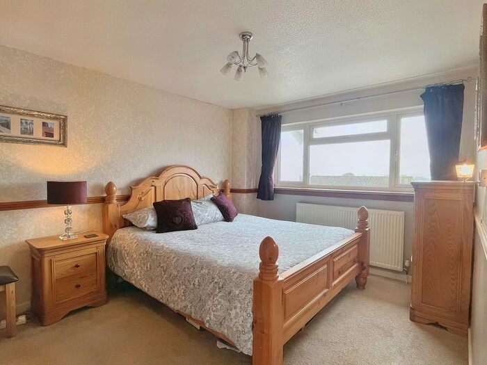 3 Bedroom Semi-Detached House For Sale In Willow Drive, Hutton, Weston-Super-Mare, North Somerset., BS24