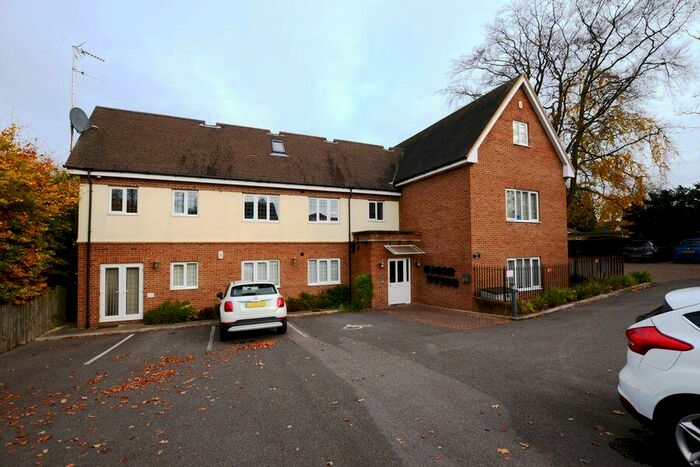 2 Bedroom Apartment To Rent In Robin Hill House, Yateley, GU46