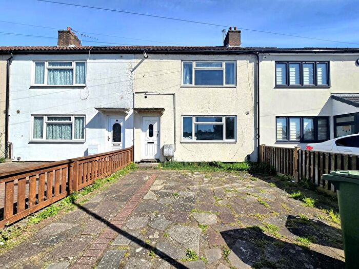 3 Bedroom Terraced House To Rent In The Bye Way, Harrow, HA3