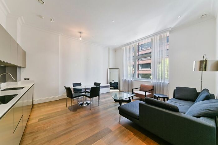2 Bedroom Flat For Sale In Sterling Mansions, Goodman's Fields, Leman Street, Aldgate, London, E1