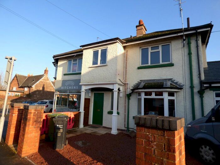 2 Bedroom Flat To Rent In Whitecross Road, Hereford, HR4