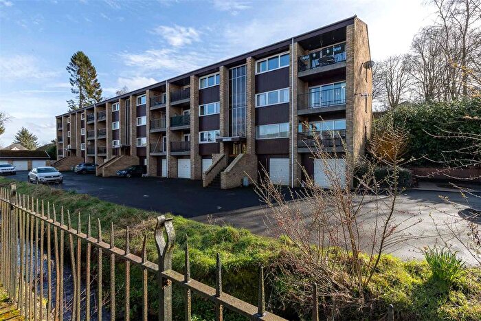 2 Bedroom Flat For Sale In Queens Court, Perth, PH2