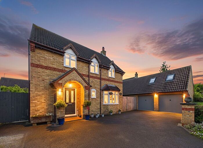 4 Bedroom Detached House For Sale In Templeman Drive, Carlby, PE9