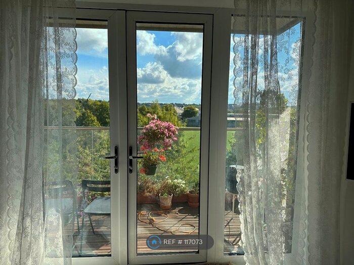 2 Bedroom Flat To Rent In Grahame Park Way, London, NW9