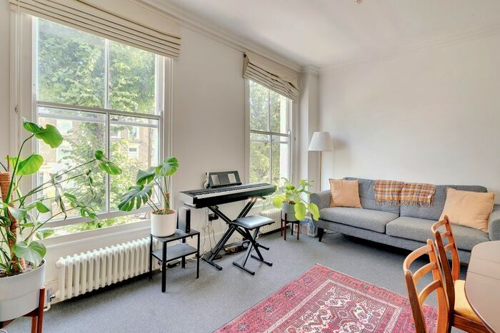 2 Bedroom Flat To Rent In Elmore Street, London, N1