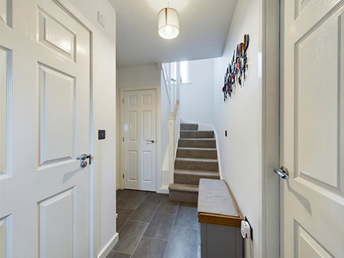 3 Bedroom Detached House For Sale In Dunn Lane, Mickleover, DE3