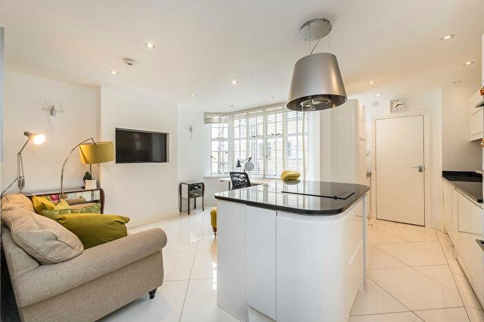Studio To Rent In Queen Square, London, WC1N