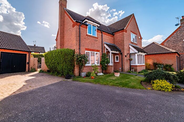 5 Bedroom Detached House For Sale In Larkfields, Newark, Nottinghamshire, NG24
