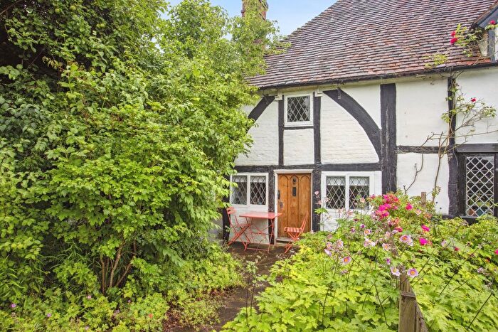 3 Bedroom Cottage To Rent In Rectory Lane, Buckland, Betchworth, RH3