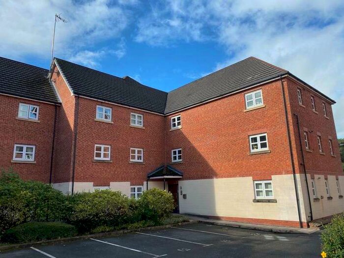 2 Bedroom Flat To Rent In Hartford Drive, Bury, BL8