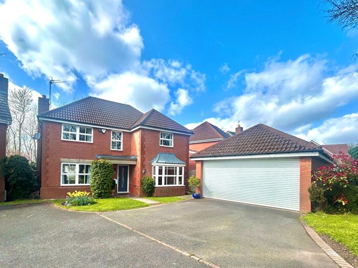 4 Bedroom Detached House For Sale In Breamore Crescent, Earls Keep, Dudley, DY1