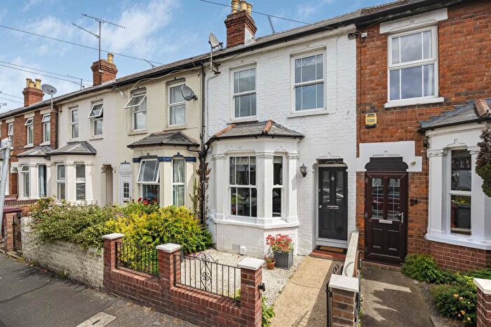 3 Bedroom Terraced House For Sale In Newport Road, Reading, RG1