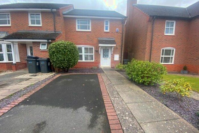 2 Bedroom Property To Rent In Plantation Drive, Sutton Coldfield, B75