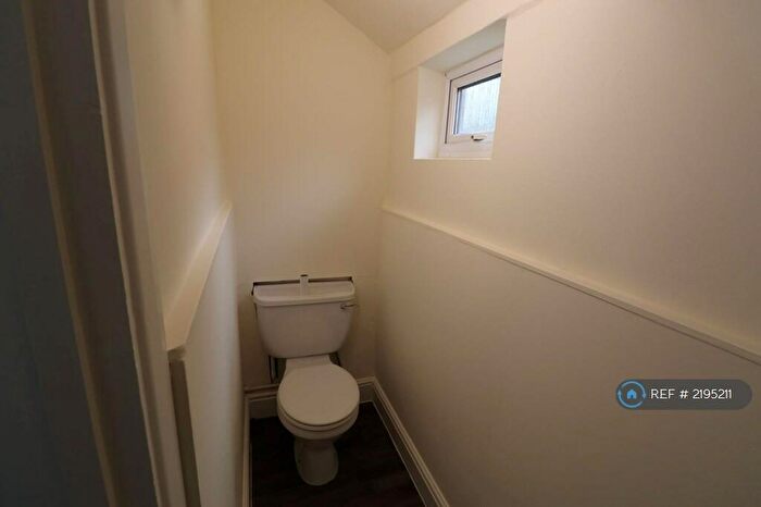 1 Bedroom Flat To Rent In Gray Street, Northampton, NN1
