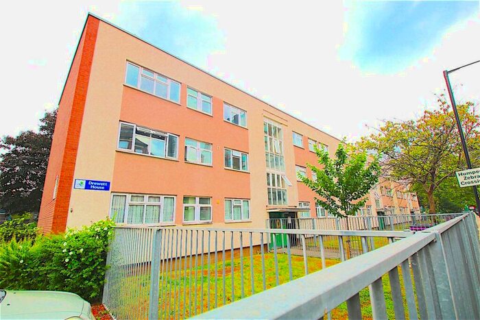 5 Bedroom Flat To Rent In Christian Street, London, E1