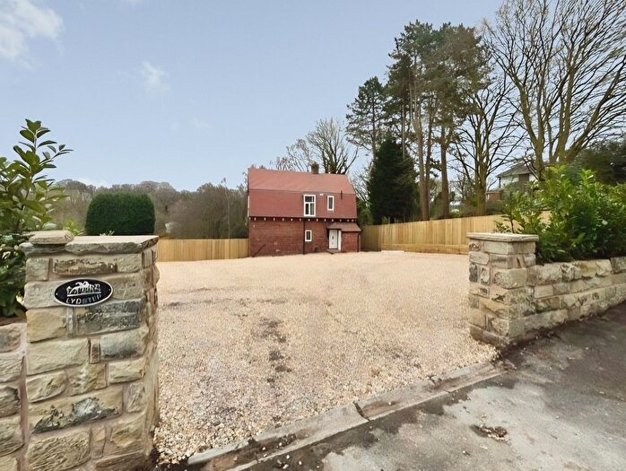 3 Bedroom Detached House To Rent In Handforth Road, Wilmslow, Cheshire, SK9