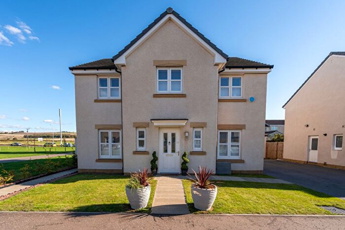 4 Bedroom Detached House For Sale In Cowpits Avenue, Whitecraig, Musselburgh, EH21