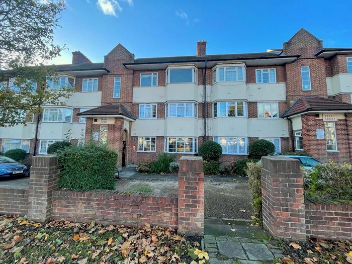 2 Bedroom Flat To Rent In Drake Court, Harrow HA2