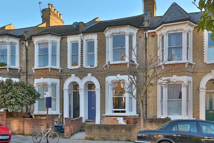 2 Bedroom Flat To Rent In Barretts Grove, Stoke Newington, N16