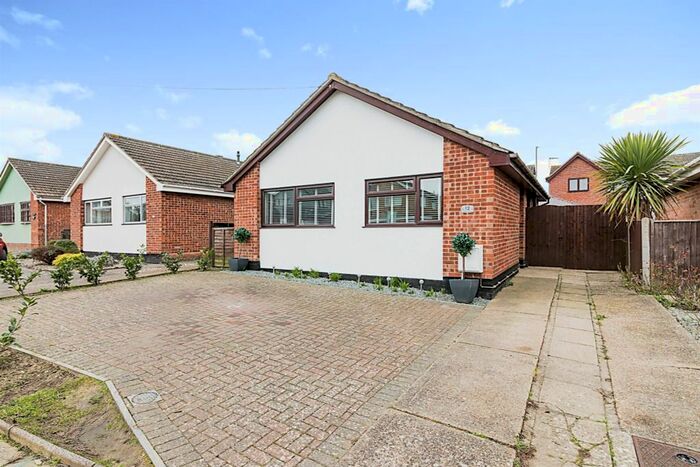 2 Bedroom Bungalow To Rent In Rowan Way, Lowestoft, NR33