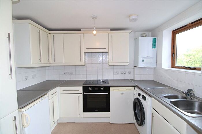 1 Bedroom Flat To Rent In Clarke Close, Croydon, CR0