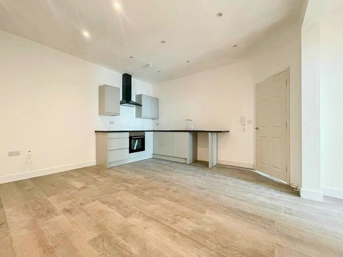 2 Bedroom Flat To Rent In Freeman Road North, Leicester, LE5